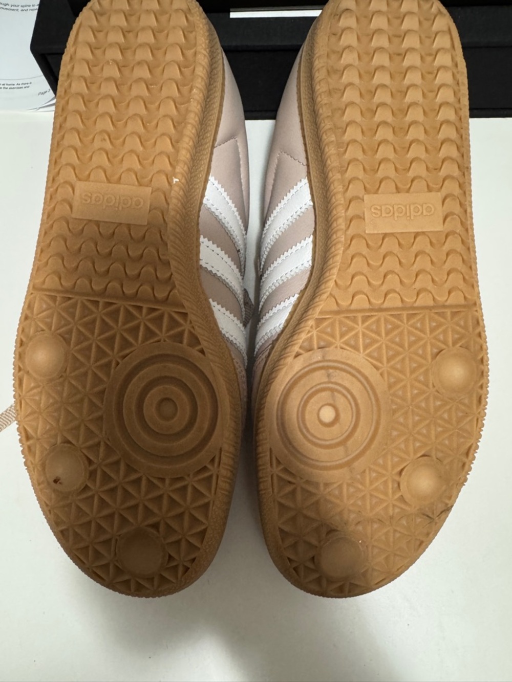 adidas Samba Sneakers size 6.5 - Picture 3 of 4